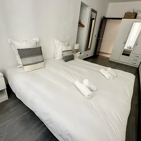 Charming T2 In The Heart Of Center Apartamento *